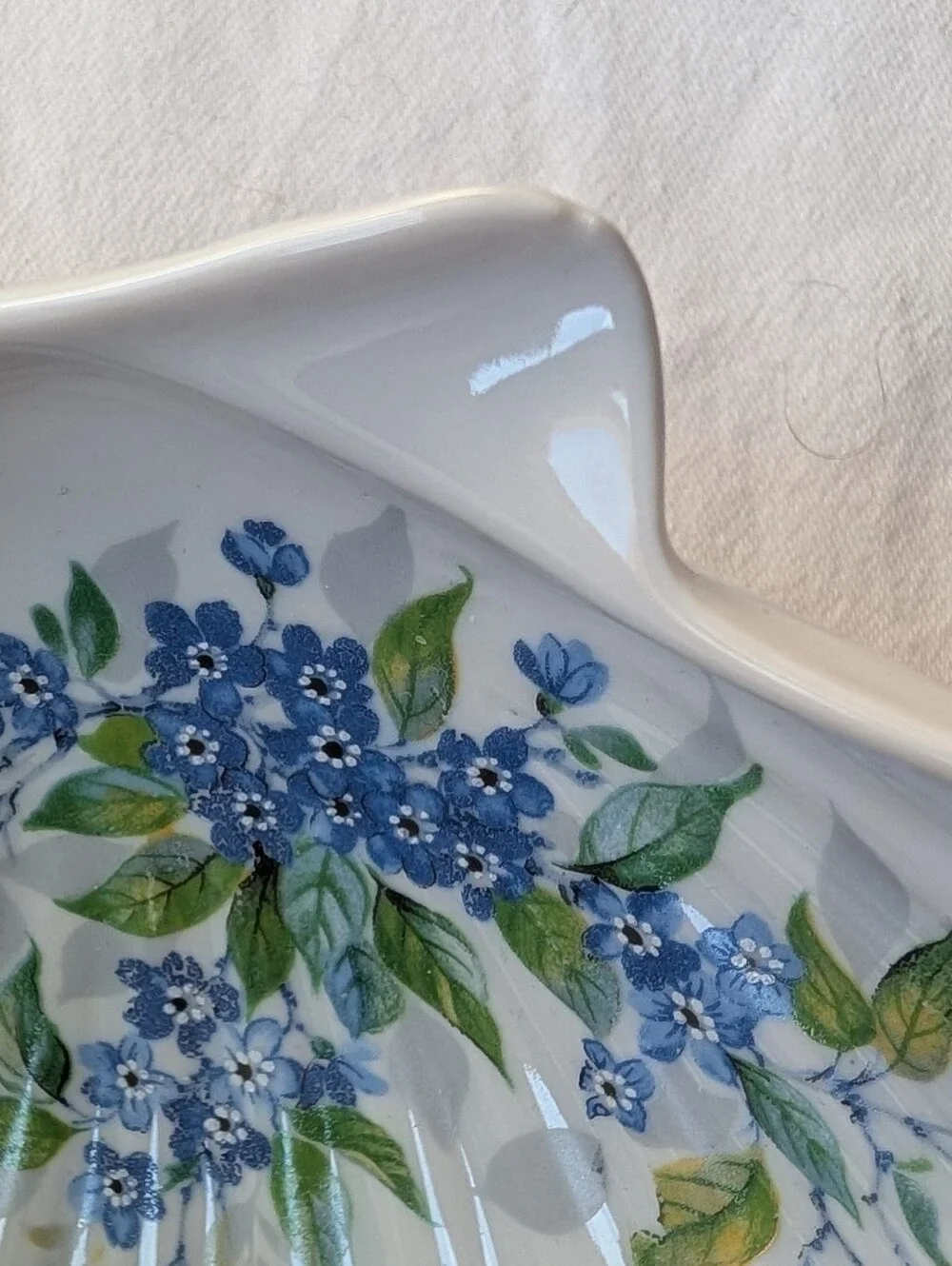 Limoges Porcelain Floral Shell-Shaped Plates Trinket Dishes - 2